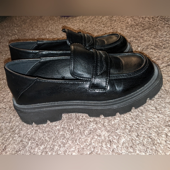 Loafers - Picture 2 of 2